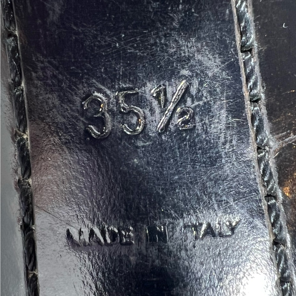 7017: Louis Vuitton Logo Heel Ankle Boots Black Leather Buckle 35.5 Italy - Picture 9 of 13